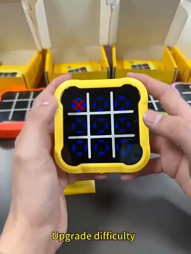 Amazon | [Caividom]まるばつゲーム tictactoe ボード 消える おもちゃ