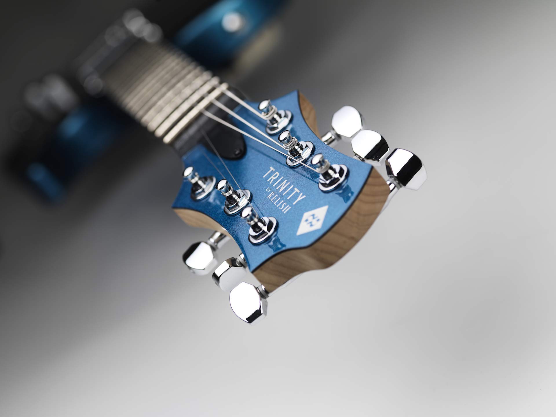 【新品】RELISH Trinity by Relish Amazon.co.jp: レリッシュギターズ TRINITY METALLIC BLACK