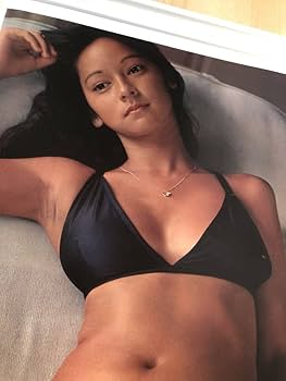 Amazon.co.jp: 額装品 アグネスラム 黒ビキニ A3サイズ 額入り