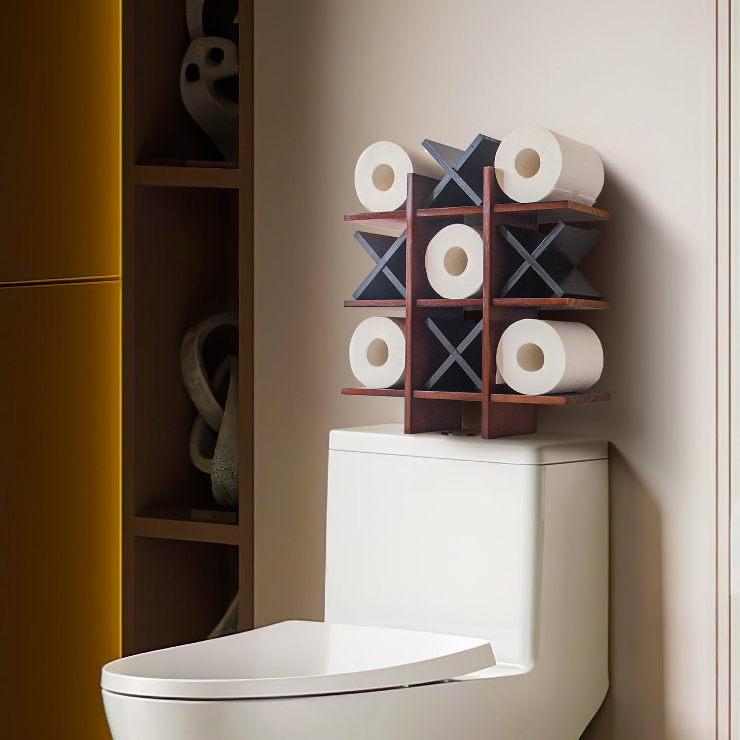 DAOYOUSKY Tic Tac Toe - Soporte de papel higiénico con 4 piezas de madera X, rústico montado en la pared, organizador de almacenamiento de papel higiénico con estante, decoración de baño de invitados,