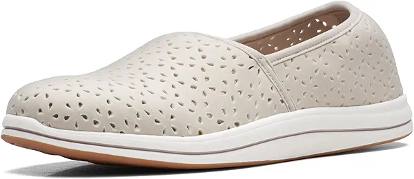 Clarks Women's Breeze Emily Loafer