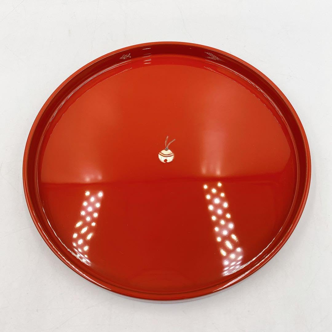 Amazon｜高岡漆器 お盆 18cm 紙箱入り 国指定伝統的工芸品 丸盆｜儀礼