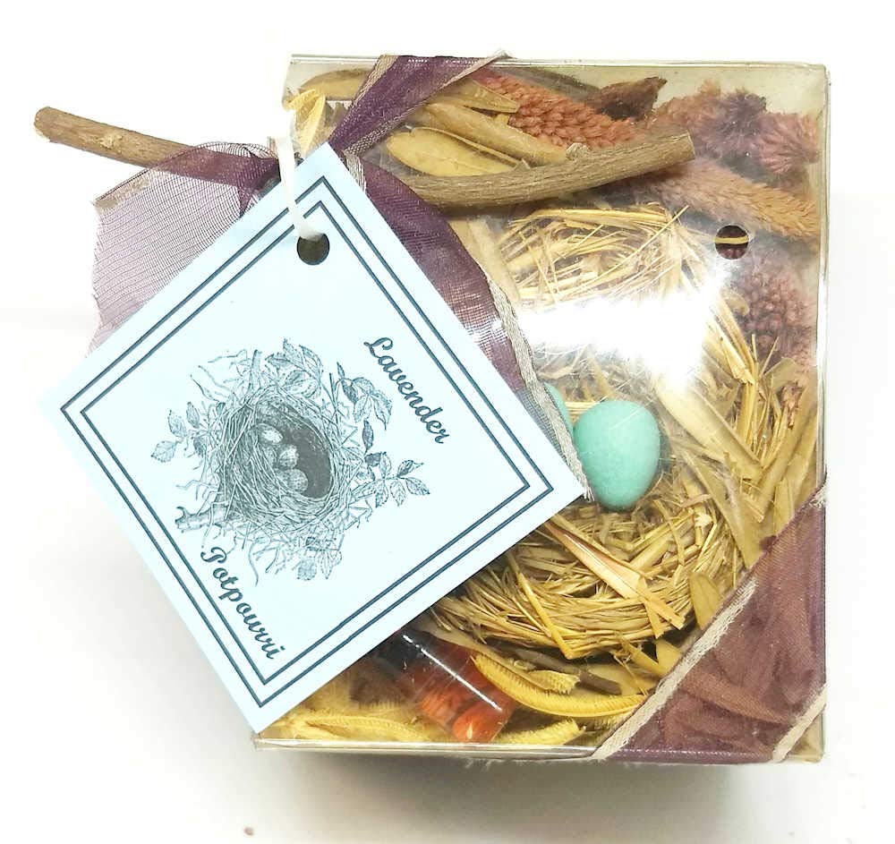 Home For ALL The Holidays Bird Nest Potpourri (Lavender)