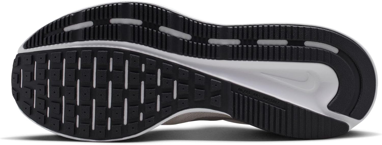 Nike Men's Run Swift 3 Road Running Shoes