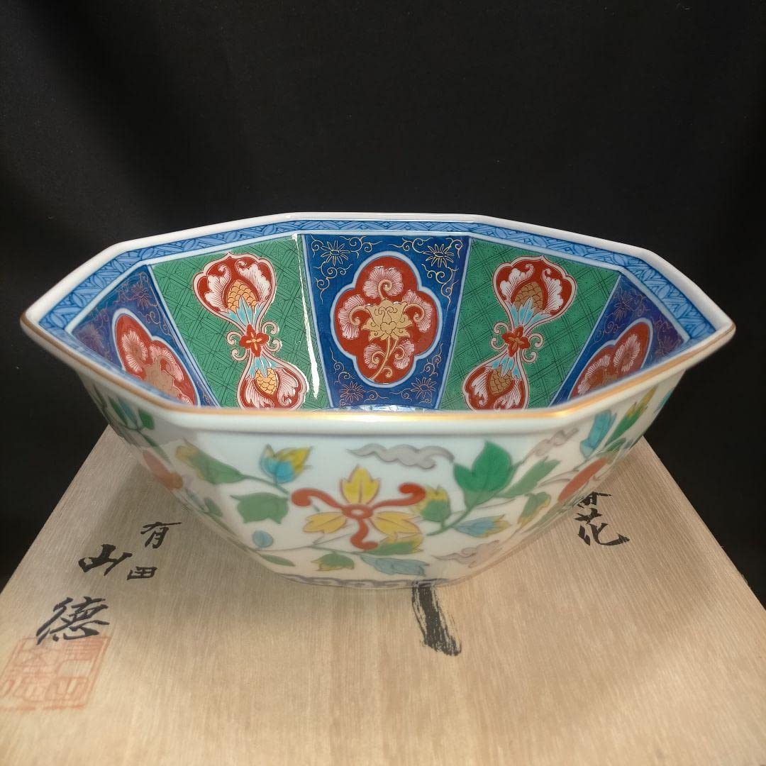 Amazon.co.jp: 有田焼 山徳窯 色絵菊文輪花 鉢 大鉢 木箱付 金彩