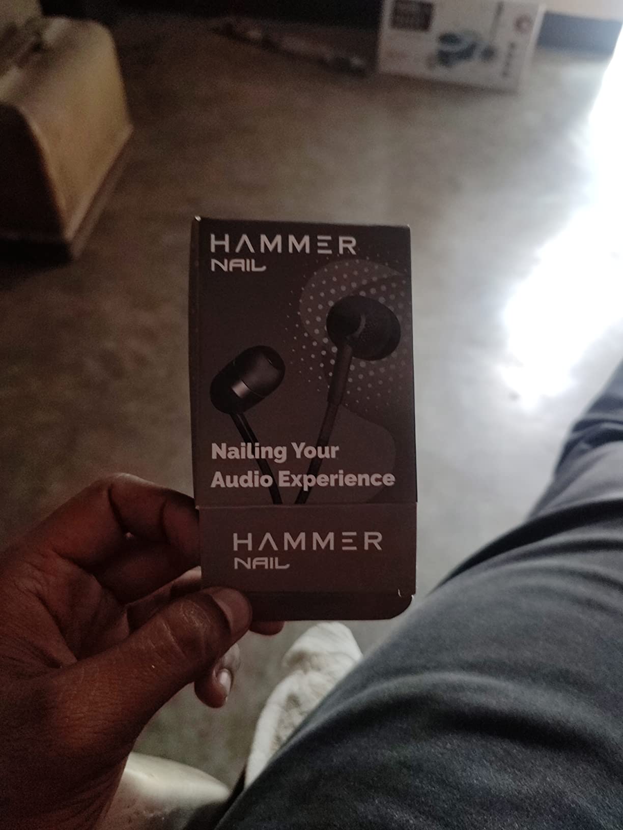 HAMMER Nail Wired in Ear Earphones with Mic (Black) Amazon.in