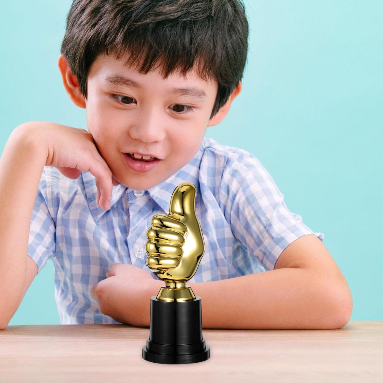 Angoily Golden Thumbs Up Award Trophy, Small Plastic Funny Trophy, 5.11 Inch Funny Plastic Winner Award Status Sculpture for Game Night Winning, Classroom Recognition, Football Competition