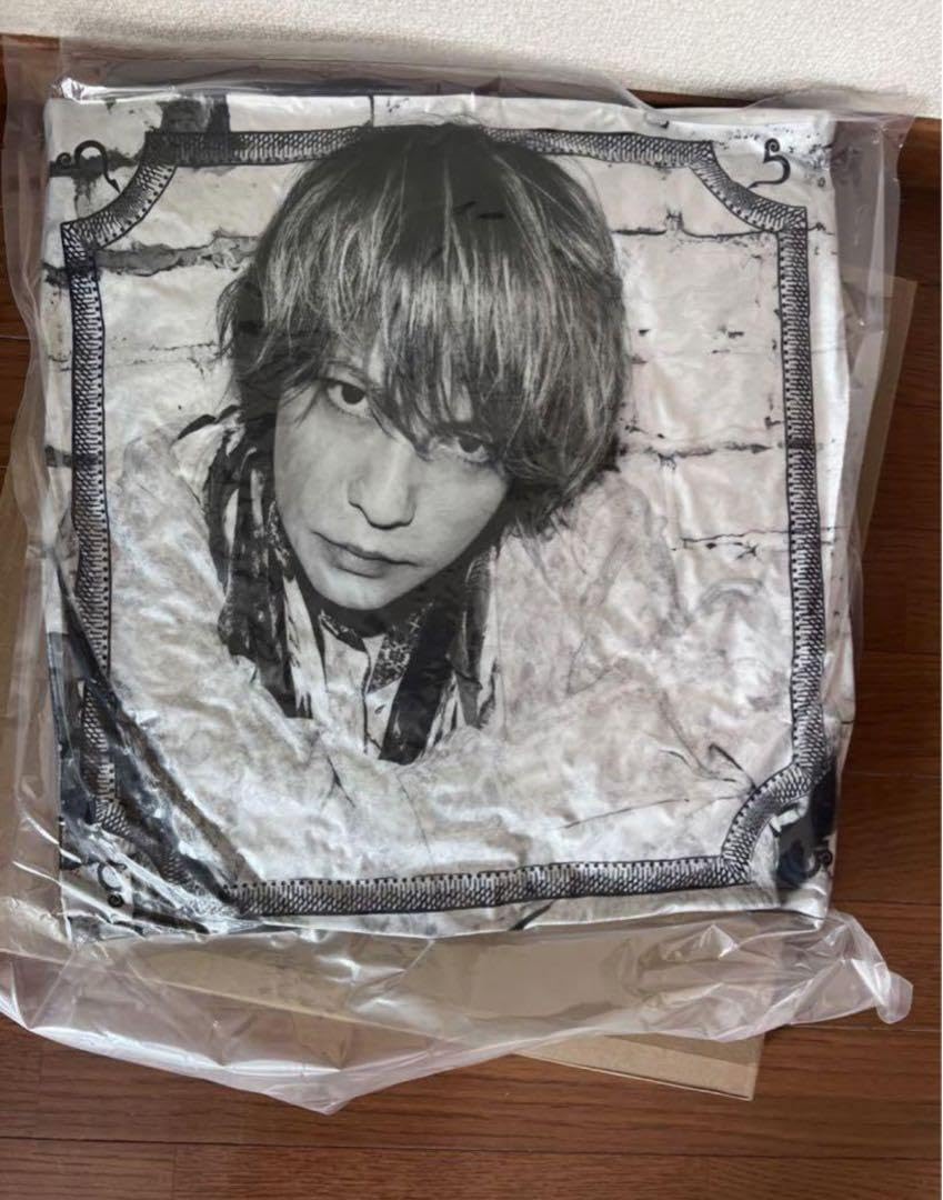 HYDE クッション Amazon.co.jp: HYDEクッション HYDEカード特典 : おもちゃ