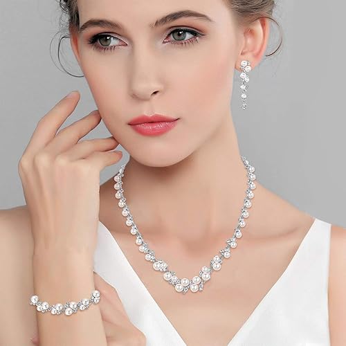 Miniatura 2 de EVER FAITH Juego de collar y aretes de perlas de imitación transparentes, Cristal