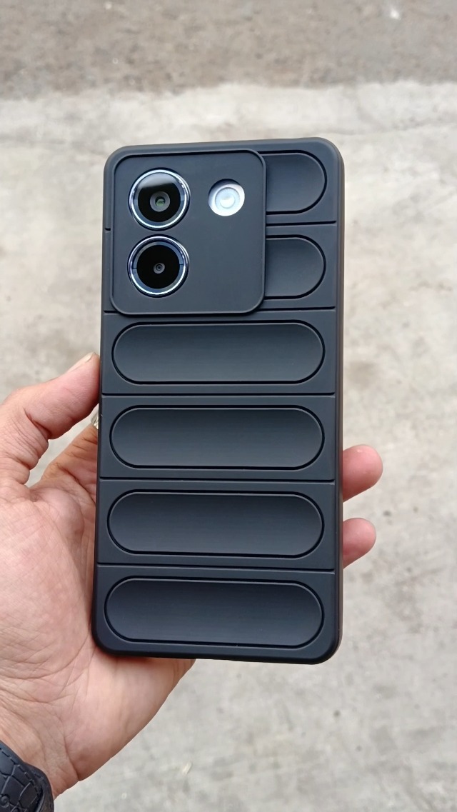Watch Xiaomi Poco M7 Pro 5g Slim-Fit Back Case on Amazon Live