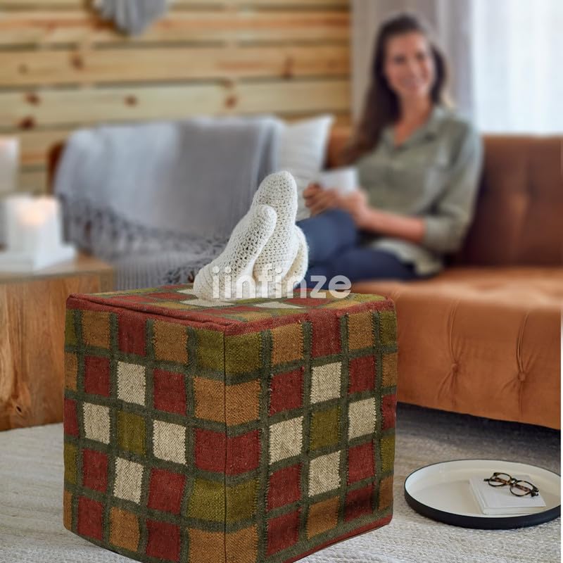 Pouf en jute et laine tressé main pour salon bohème chic