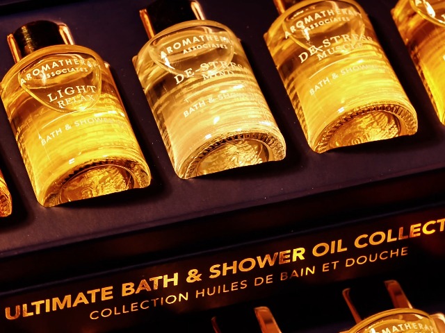 Amazon | 【公式】アロマセラピーアソシエイツ | アルティメットウェル