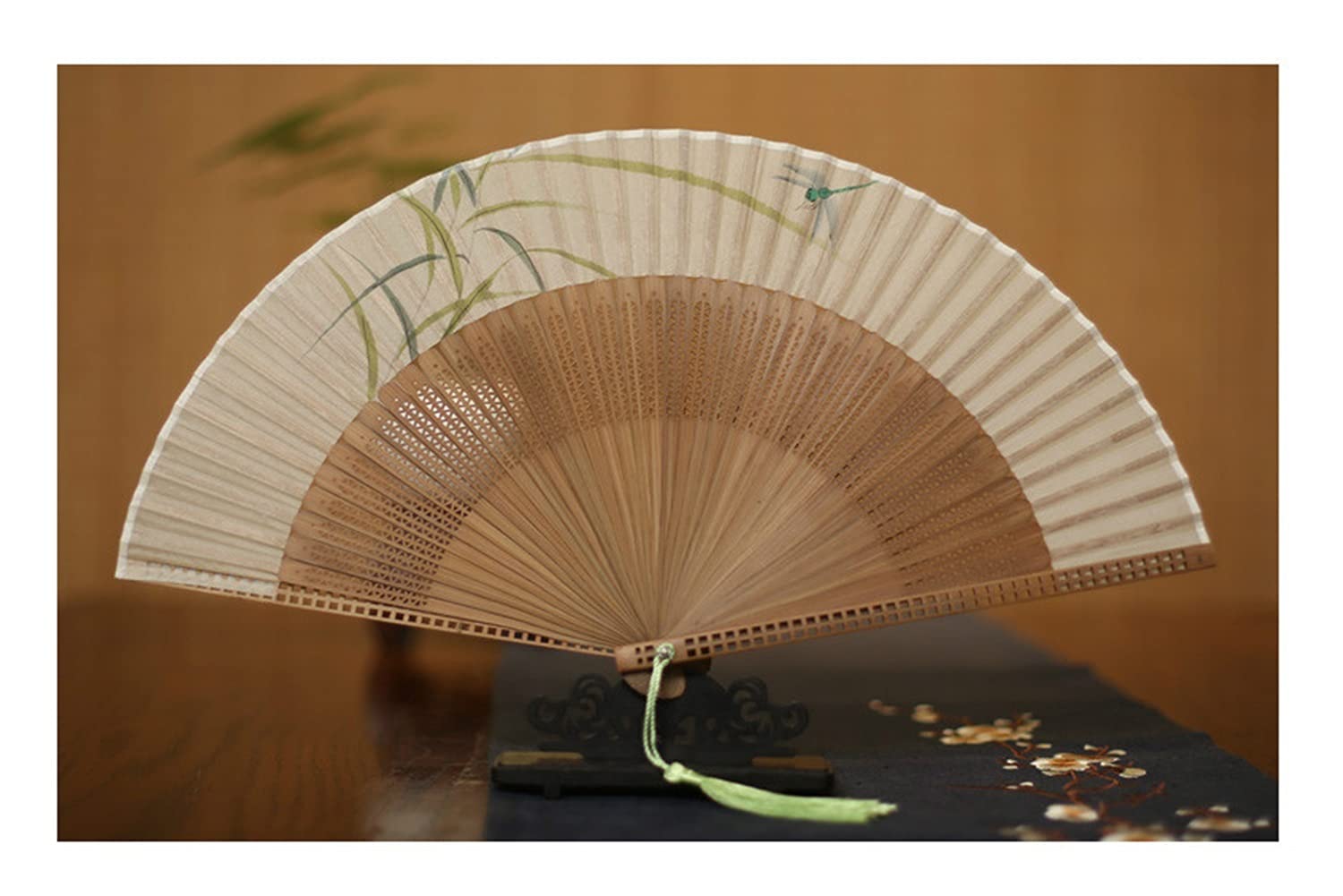 NZPOST Folding fan Foldable Bamboo Fan For Flower Painting Handmade, Portable, Chinese Hanfu, Silk fan (A11)