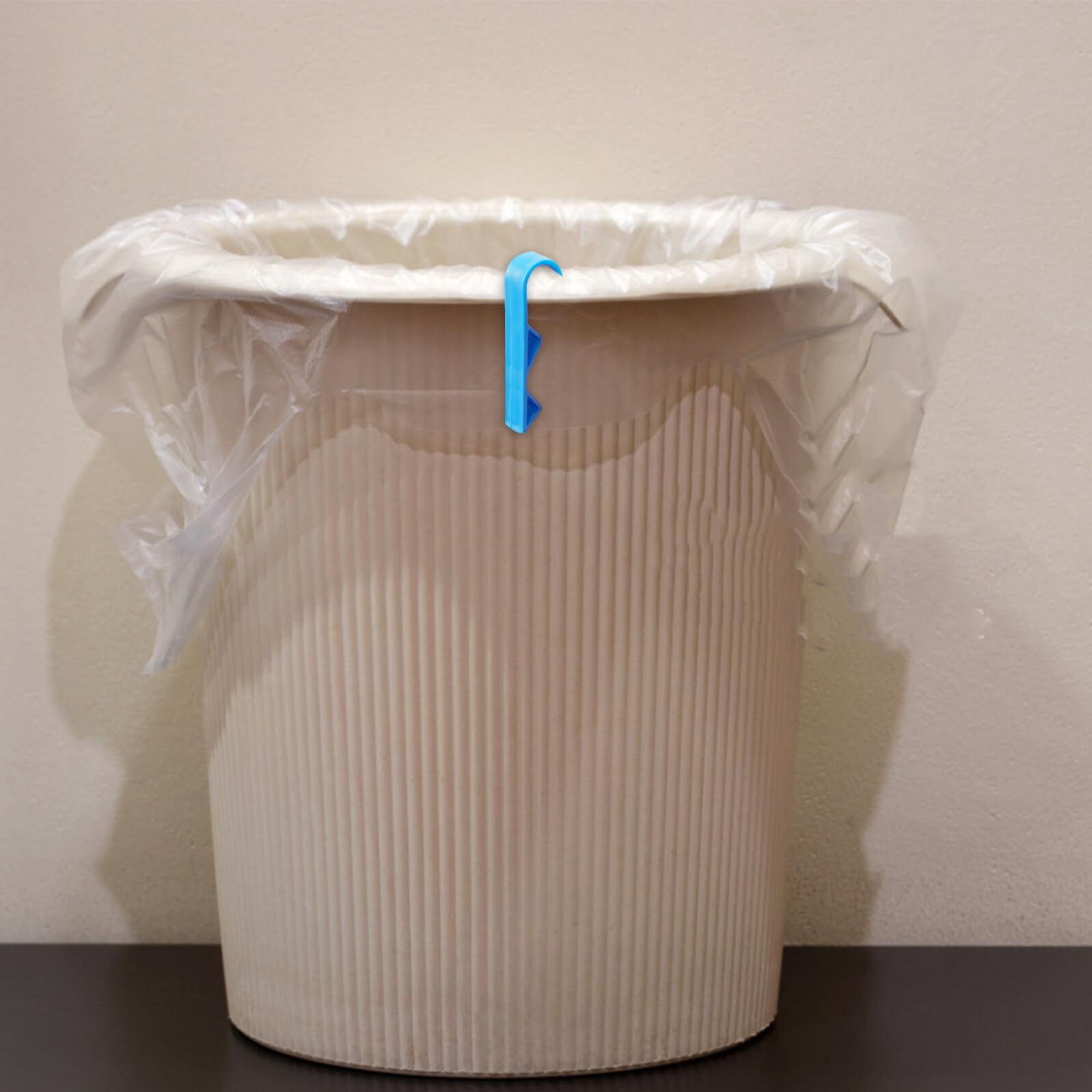 Pinces en Plastique Bleu Lot de 24 et pour Paquet Poubelles Légères et Résistantes, Fixation Facile pour Poubelle, pour Hôtel et Autres Lieux Autres Lieux