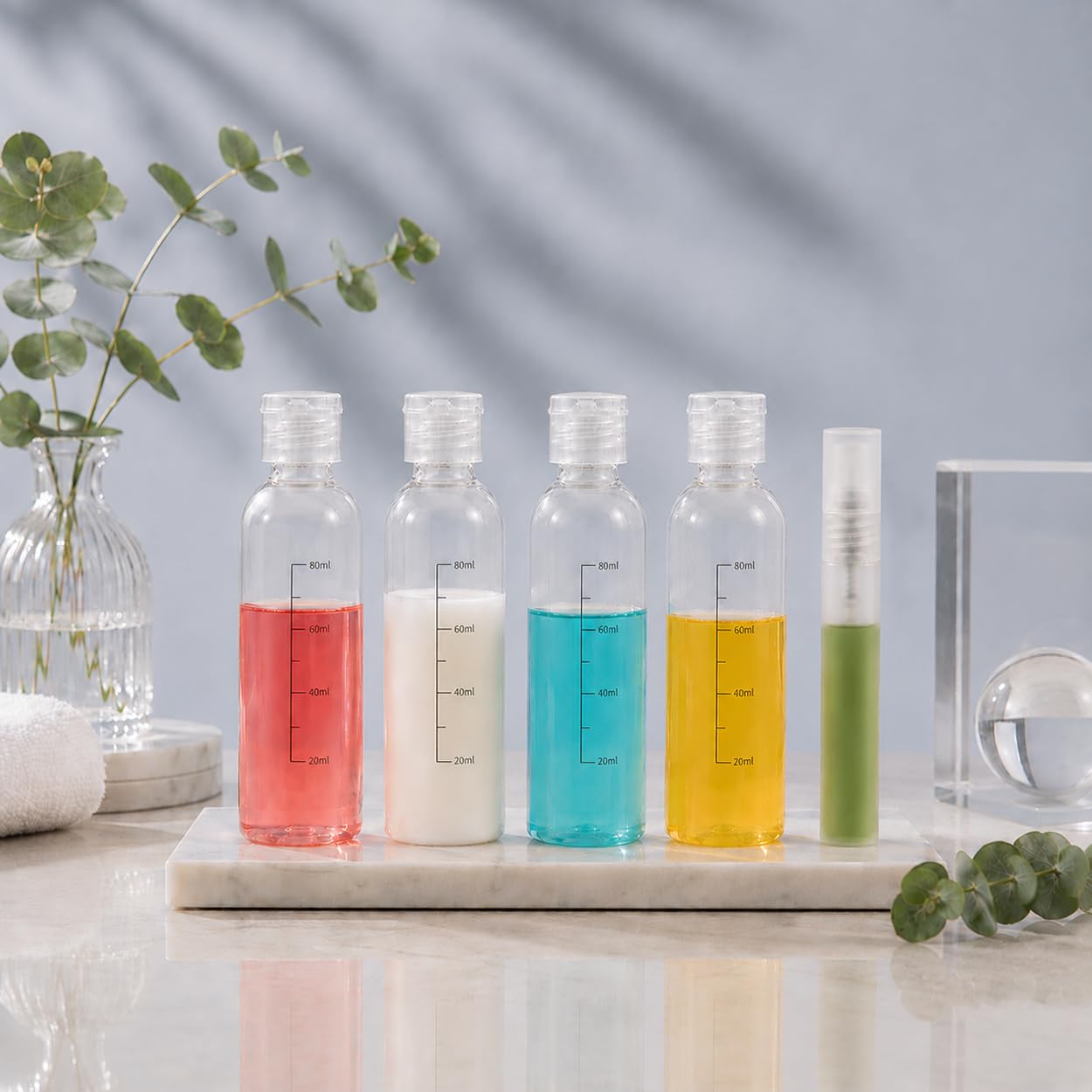 Set Borsa da Toilette Trasparente e Bottigliette da Viaggio per Aereo,4 PCS flaconi da viaggio aereo 100ml & flacone spray vuoto da viaggio, Contenitori Liquidi bottiglie per Shampoo Lozione Cosmetici