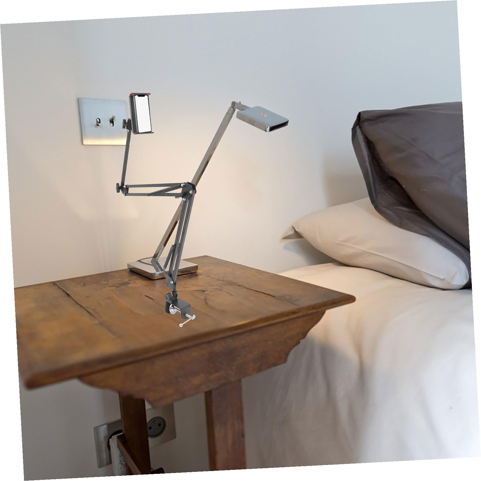 TEHAUX Tisch Tablet Halterung Metall Ausziehbar Klappbar Mit Kabelöffnung Befestigt Für Bett Schreibtisch Schwarz