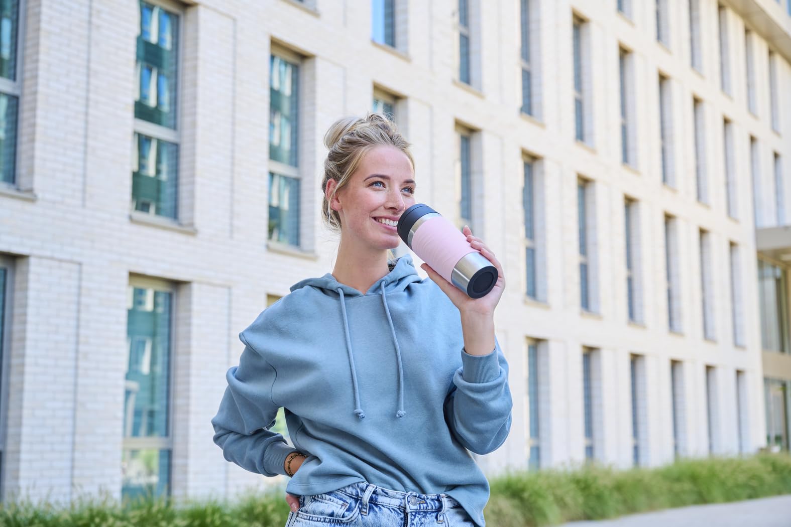 Emsa Travel Mug Waves mit Gravur 500ml – Personalisierter Thermobecher mit Namen oder Logo, Isolierbecher für Kaffee & Tee to Go, Edelstahl, Quick Press Verschluss, 100% auslaufsicher (Rosa)