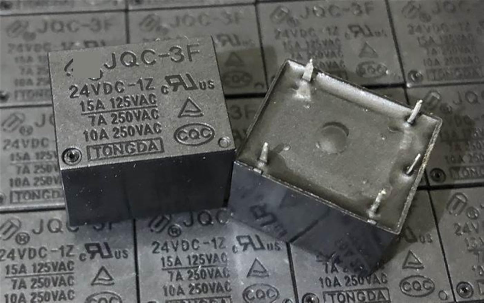 Relais JQC-3F 24VDC-1Z T73-1C-24V 5 broches pour remplacer un commutateur usé