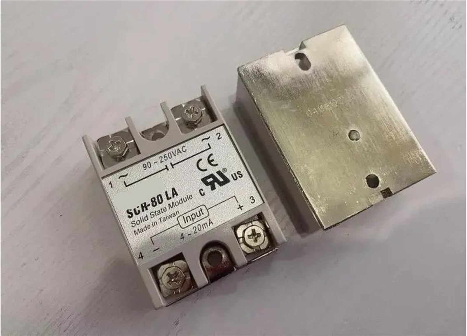 Module Relais à Semi-conducteurs SCR-40LA avec Couvercle Plastique Isolant - 3