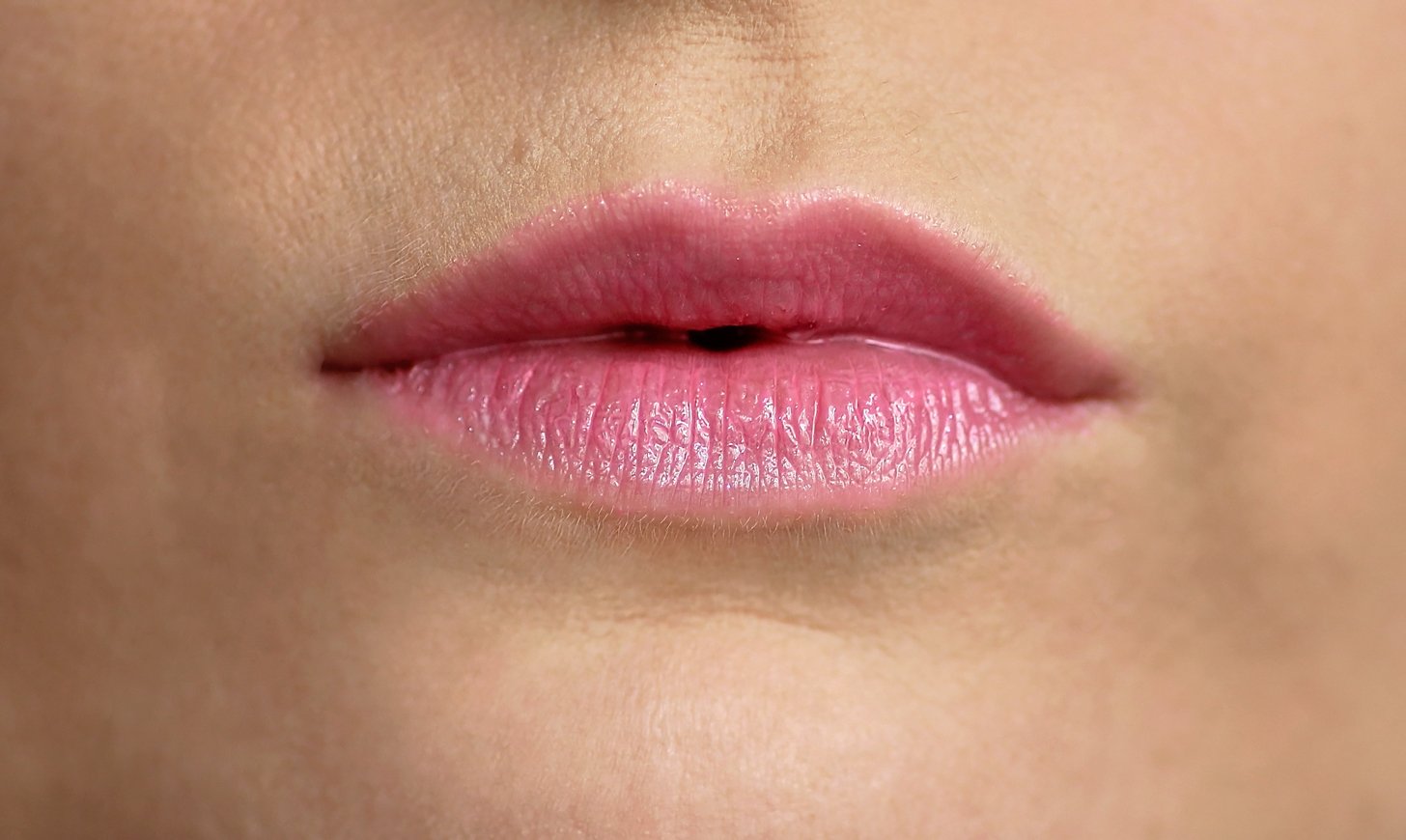 GOLDEN ROSE SHEER SHINE STYLO LIPSTICK NO 14**