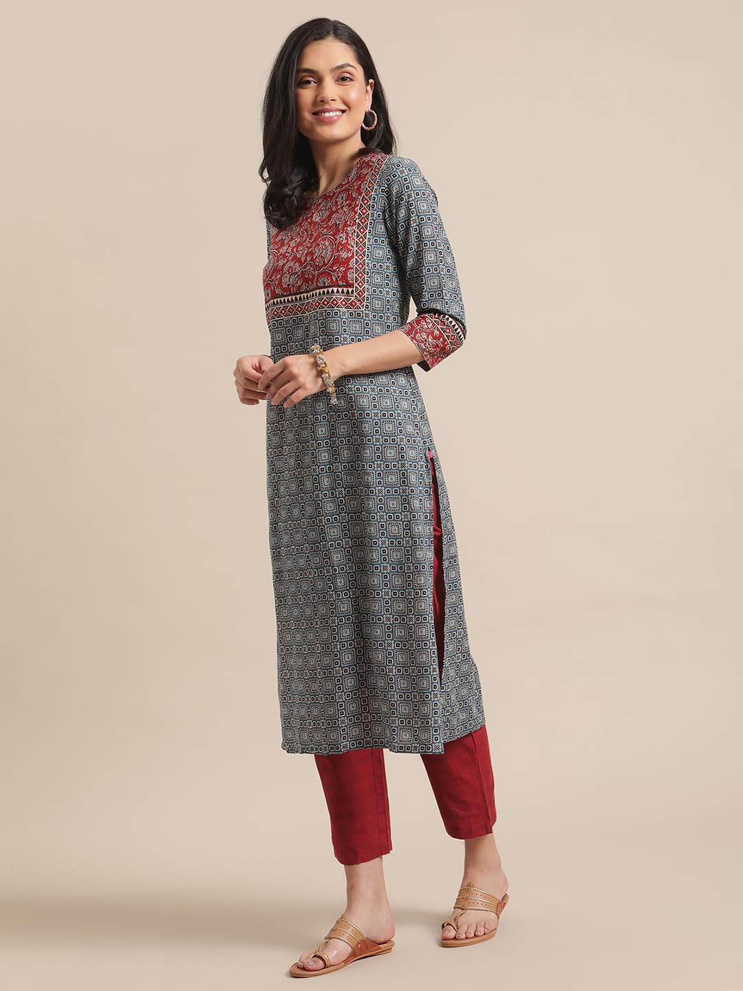 Varanga Women Blue & Maroon Printed Round Neck Straight Kurta With Contrast Yoke & 3/4Th Sleeves (Double Extra Large)