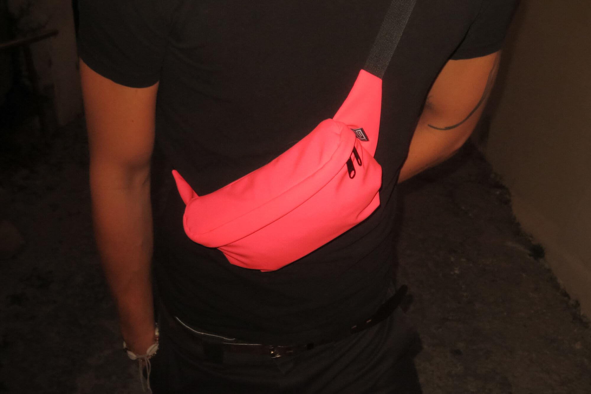 Bauchtasche Softshell Neonpink, Eckig Medium