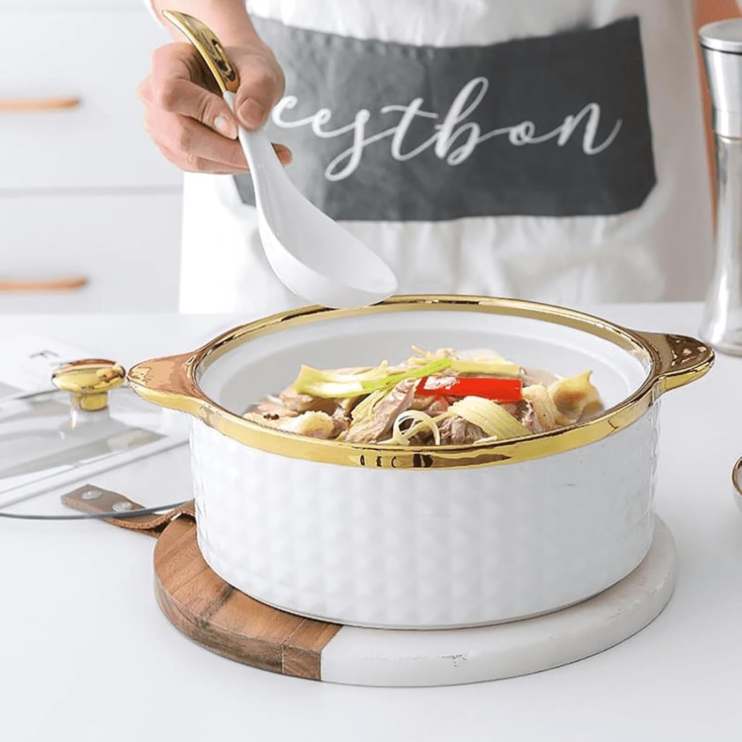 Soup Tureen with Glass Lid and Spoon, Large Capacity Ceramic Serving Soup Bowl, Gold Trim Porcelain Serving Soup Bowls with Lid White Round Bowl for Home Kitchen Restaurant Decoration