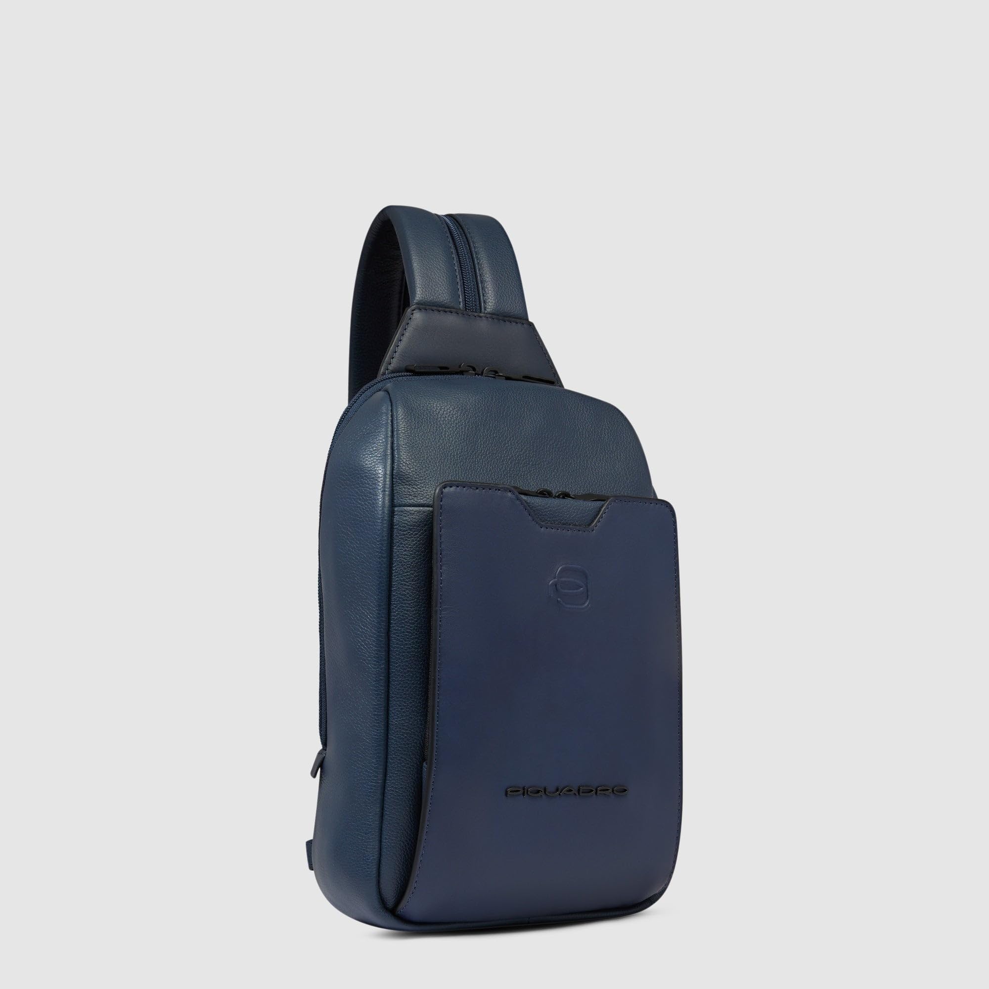 Piquadro – Mochila de un solo hombro para hombre – Compartimento compatible con iPadmini®, protección RFID, cuero fino – color azul