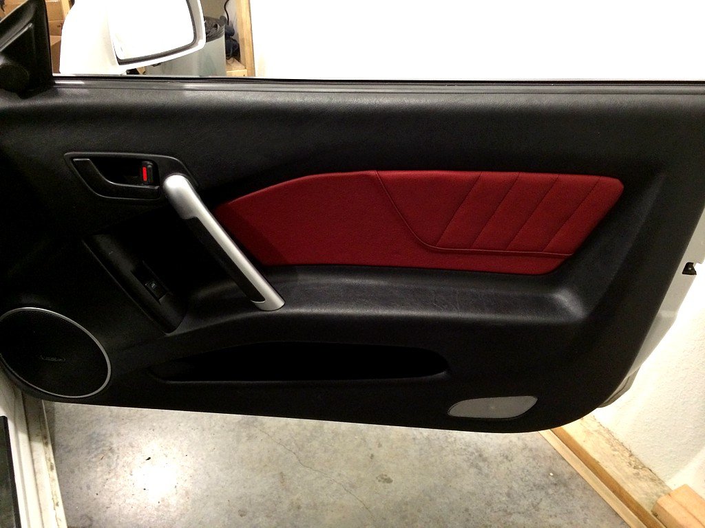 Tiburon 2003-08 Door inserts de RedlineGoods
