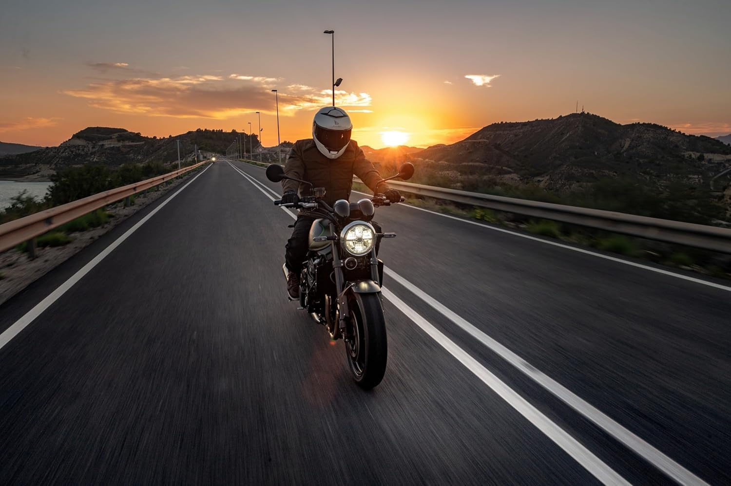 Casco Thunder 4 SV – Casco Moto Integral con Visor Solar Full Vision, Pantalla Antivaho Compatible con Pinlock, Interior Lavable y Calota HIRP | Homologado ECE 22.06 & Dot / Talla 3XL