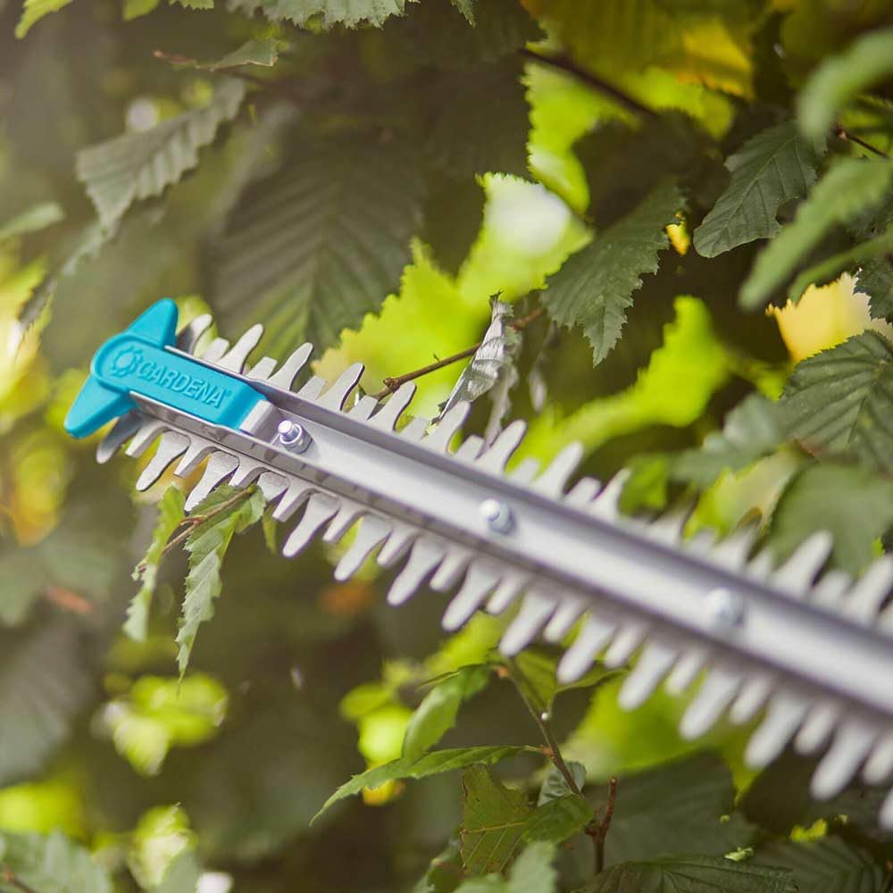 Gardena akum. nożyce do żywopłotu EasyCut 40/18 V P4A bez akumulatora: Przecinak do żywopłotu z precyzyjnymi ostrzami i zabezpieczeniem, ergonomiczny uchwyt, niska waga (14733-55)
