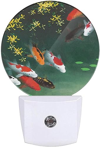 Luces nocturnas de carpas elegantes en estanque, enchufables a la pared, luz nocturna de peces rojos dorados, sensor de atardecer a amanecer,