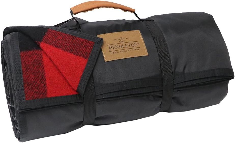 Amazon｜(ペンドルトン) PENDLETON『RollUp Blanket』(Rob Roy) (ONE SIZE)｜着る毛布