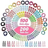 Perfektes Haar-Design-Zubehör: Diese Metall-Haarspangen haben eine schöne Farbe. Sie können jeden Tag eine passende Haarspange auswählen, um sie mit den Outfits abzustimmen. Eine schöne Auswahl an lebhaften Farben erfüllt die Bedürfnisse der meisten Mädchen, ist lustig und niedlich und lässt sich leicht kombinieren. Haargummis eignen sich für Kleinkinder, Kinder und Mädchen. Sie sind ein gutes Werkzeug für Pferdeschwänze. Sie können auch eine süße Frisur für Ihr Haustier machen.