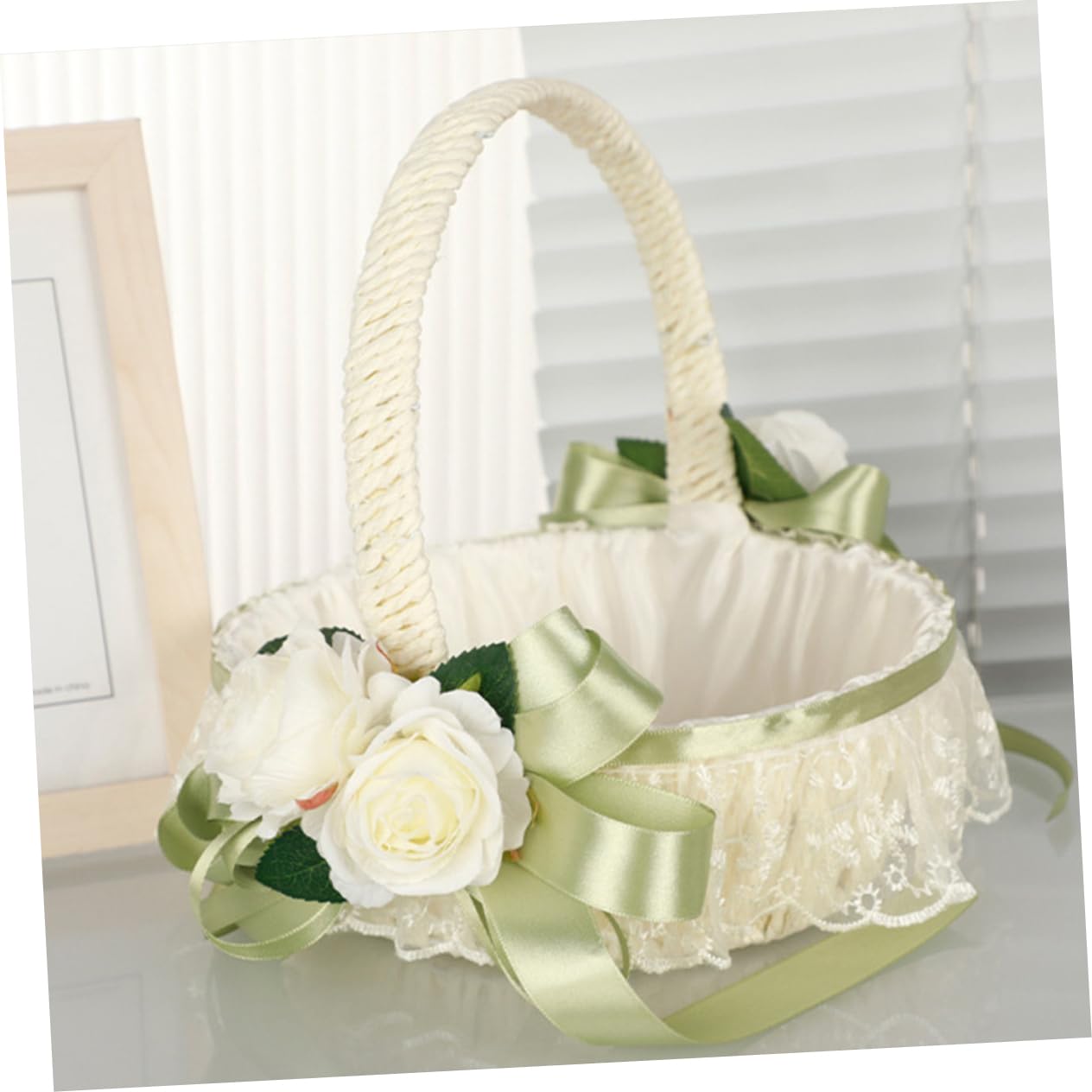 KOMBIUDA Hochzeitsblumenkorb für Blumenmädchen Kleiner Dekorativer Korb aus Kunststoff und Stoff mit Band für Hochzeit und Bankett