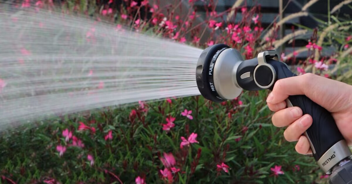 Amazon | RESTMO 散水ノズル 頑丈 金属ノズル 9パターン | 高圧 | 親指