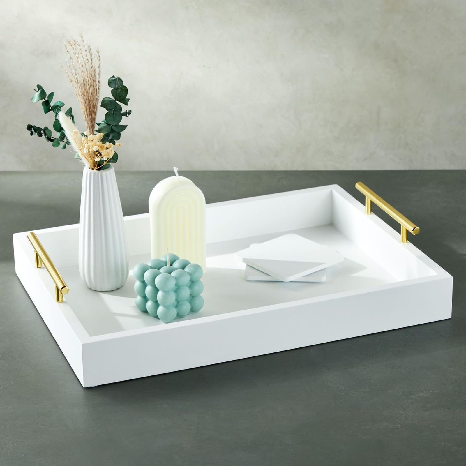 Bandeja de madera blanca con asas y posavasos (39,8 x 30 x 7,6 cm), color blanco
