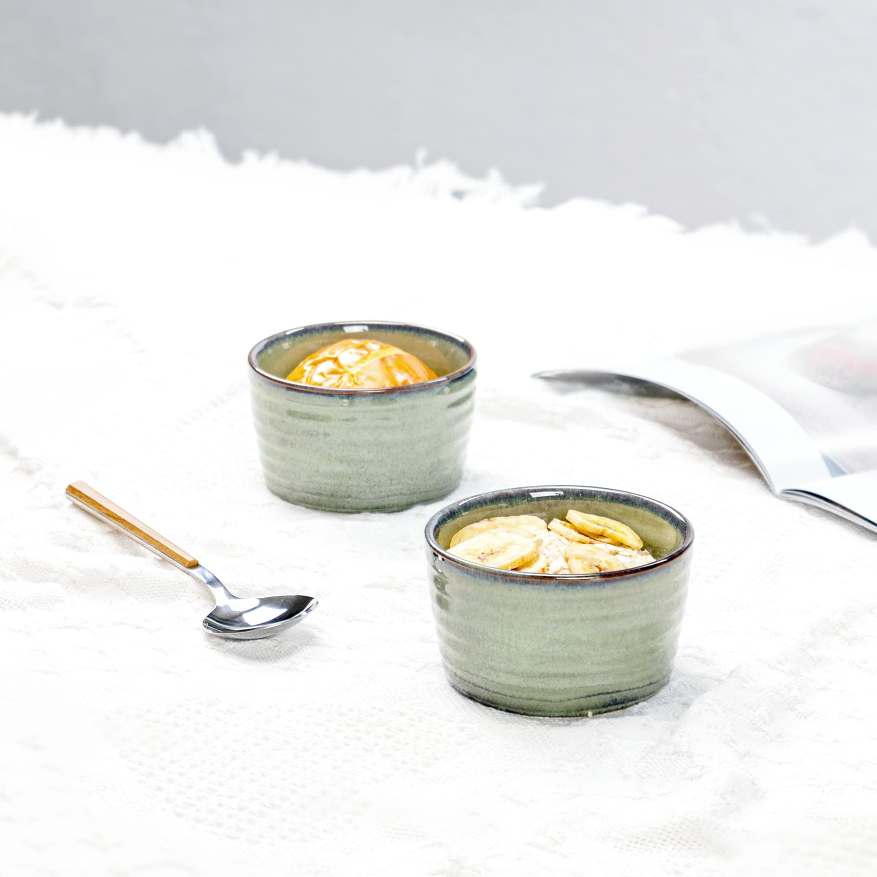 Pirottini Ceramica per Soufflé, Pirottini da Soufflé in Porcellana 8 x 240ml per Muffin, Cupcake e Budini - Glassa di Reazione, Verde