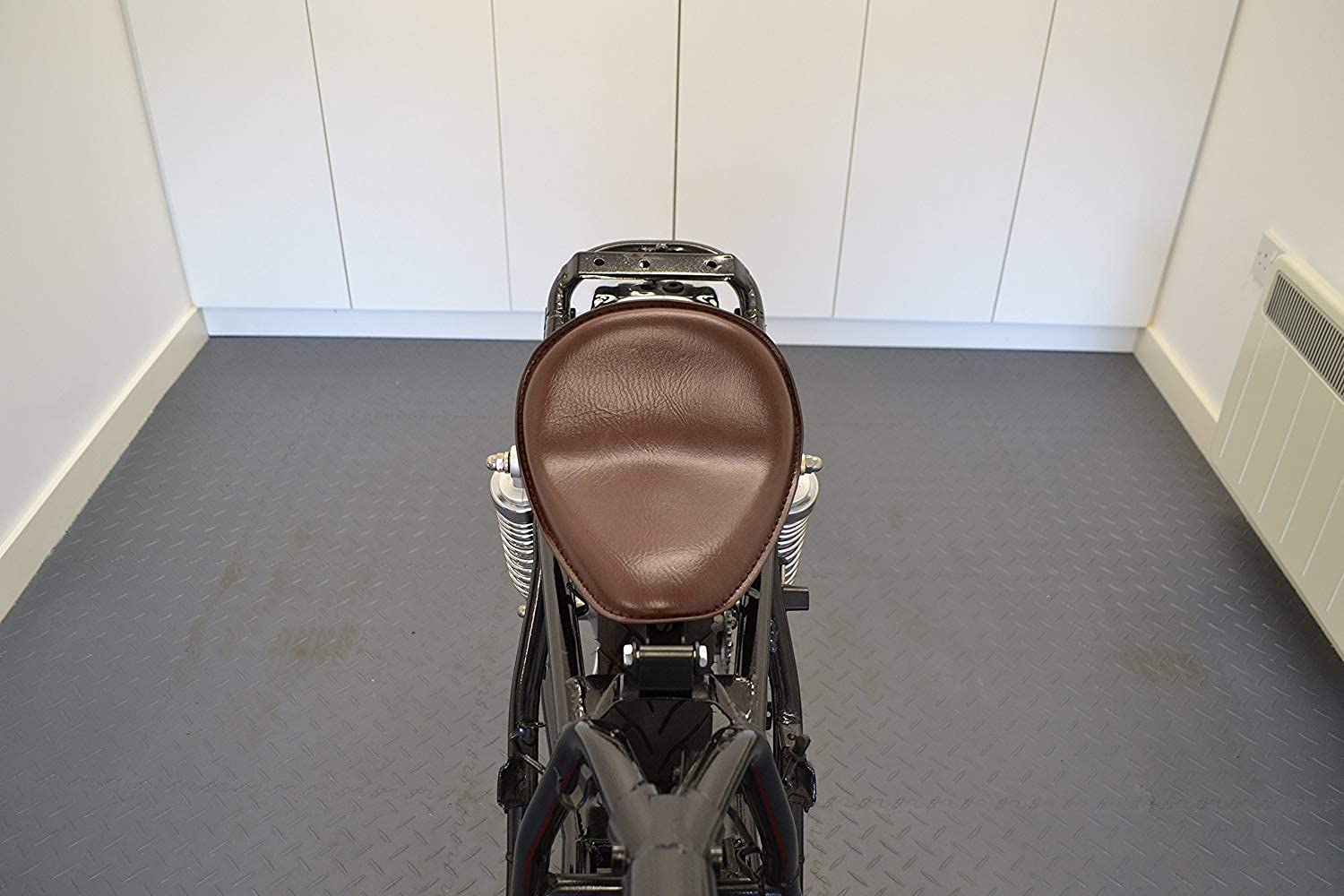Motorrad Einzelsitz - Brown - Bobber Chopper Vintage Retro Maßgefertigt Projekt - Universal