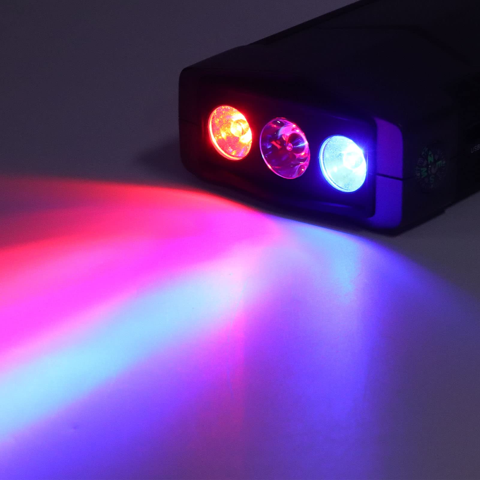 Rozrusznik Rozruchowy 10800 mAh 12 V, Konstrukcja 3 W 1, Łatwy Rozruch Dla Silników Benzynowych O Pojemności do 7, 2 L Lub Silników Diesla 5, 5 L Z Portem USB 5 V/2.1A, 37 W Typu C, Na Kemping