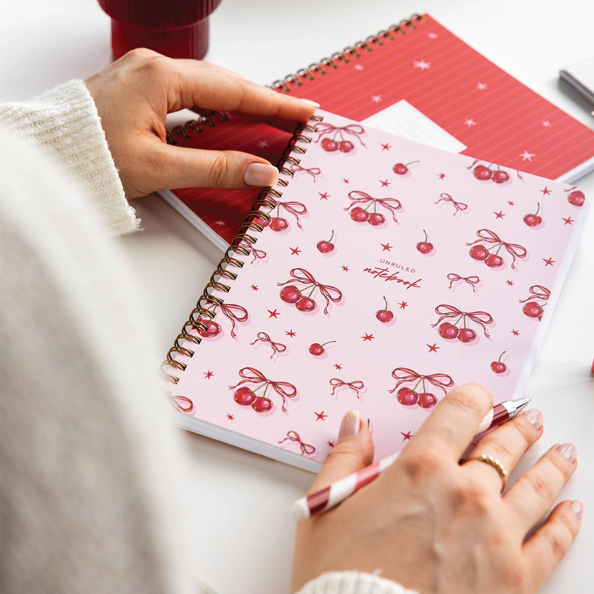 PAPERORA A5 Spiralli Karton Kapak 2’li Set Düz Çizgisiz Okul Defteri 80 yaprak, Ders Programlı Kiraz