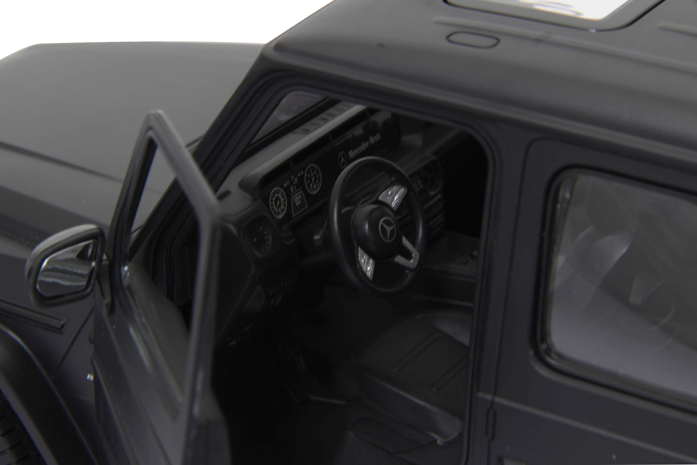 JAMARA 405176 – Mercedes AMG G63 1:14 2,4 GHz – oficjalnie licencjonowany, do 1 godziny jazdy przy ok. 11 km/h, idealnie odwzorowane szczegóły, wysoka jakość wykonania, czarny
