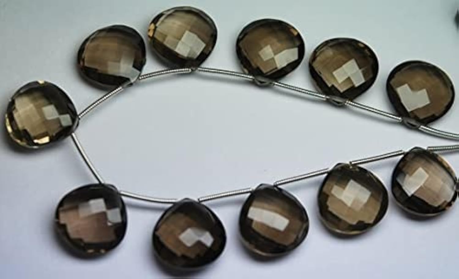 Quartz fumé taillé en cœur AAA pour la création de haute bijouterie