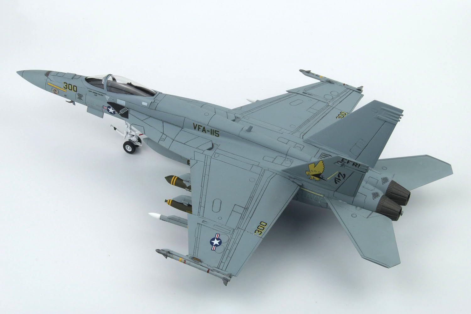 Amazon | プラッツ 1/72 アメリカ 艦上戦闘機 F/A-18E スーパー