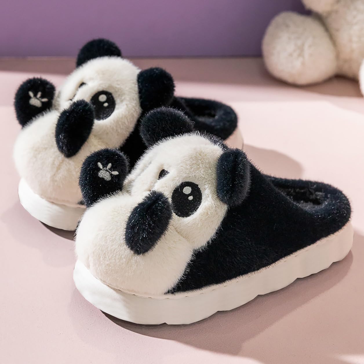 HANDKEI Women's bear slippers, animal slippers, home and indoor plush slippers - Image 3
