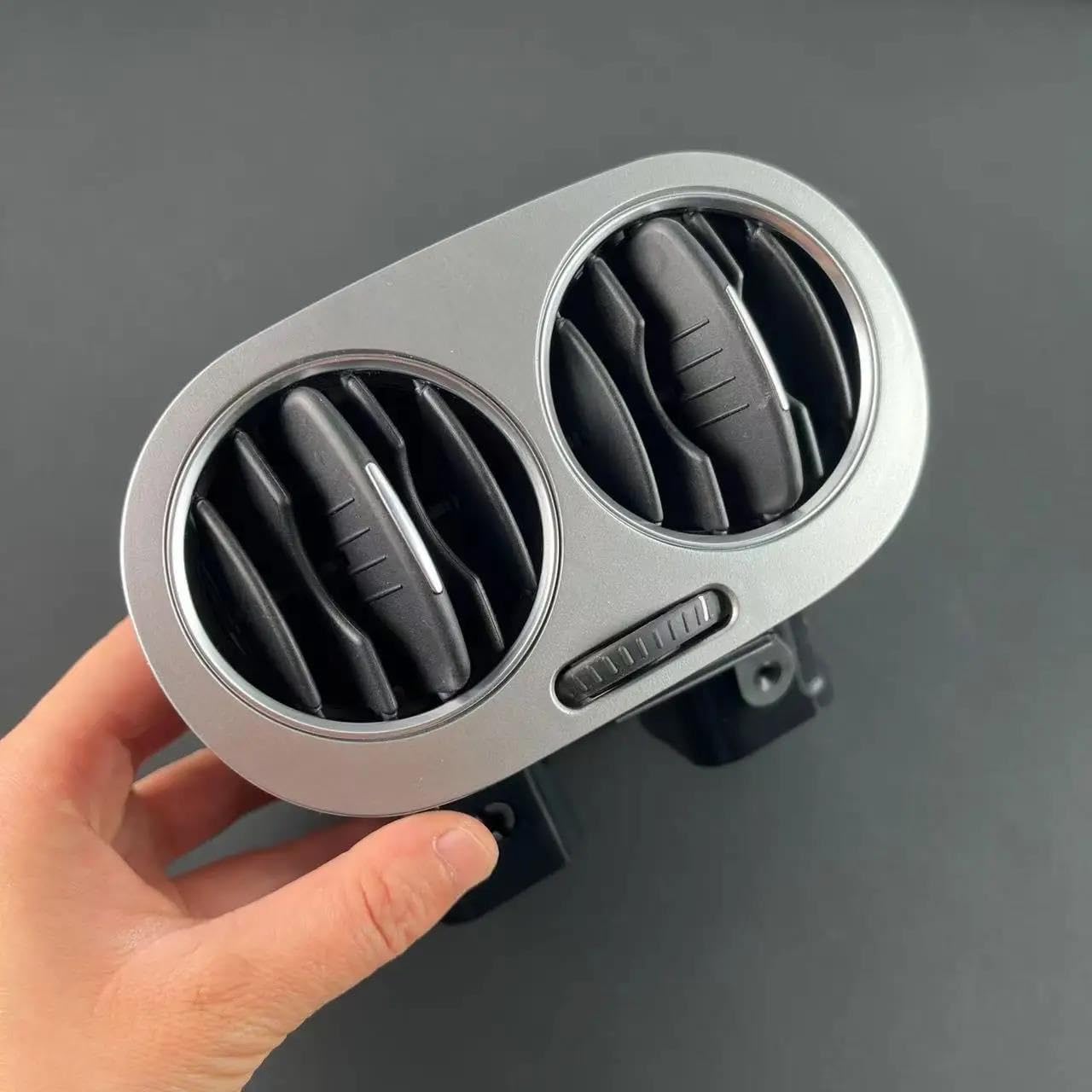 per VW per Tiguan 2010-2015 5N0 819 203 AB 5N0819203A Bocchetta di Ventilazione Aria Condizionata Riscaldamento Sedili Posteriori Bocchette dell'Aria Condizionata Auto