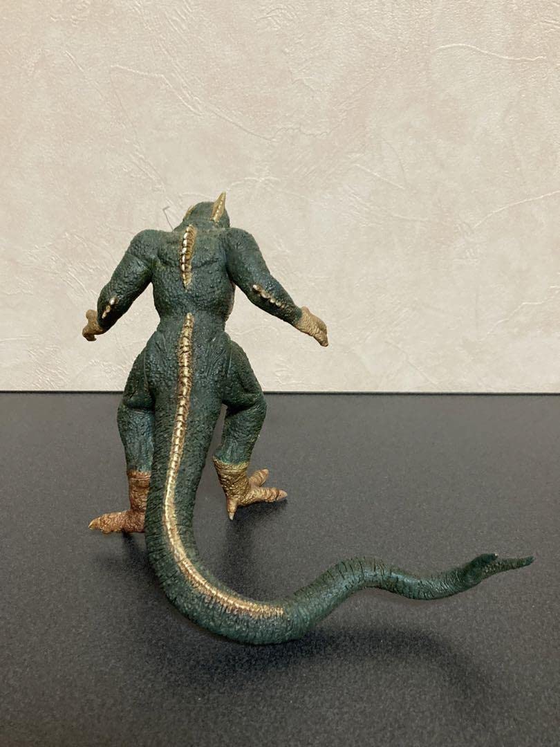 Amazon.co.jp: イーマ竜 トイザらス限定 : おもちゃ