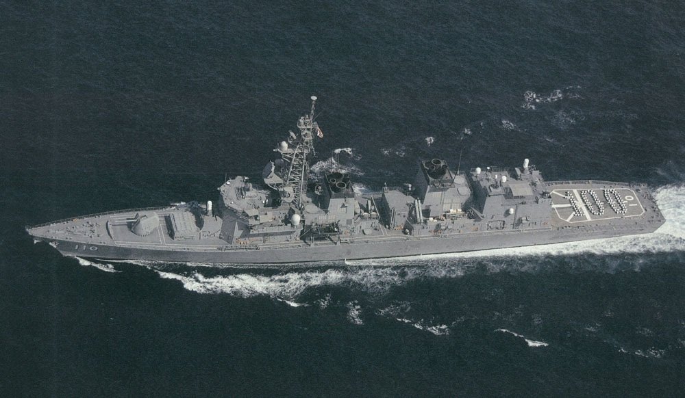 1/700 ウォーターライン トモダチ作戦&海上自衛隊護衛艦 はるさめ　2個 1/700 ウォーターライン トモダチ作戦&海上自衛隊護衛艦