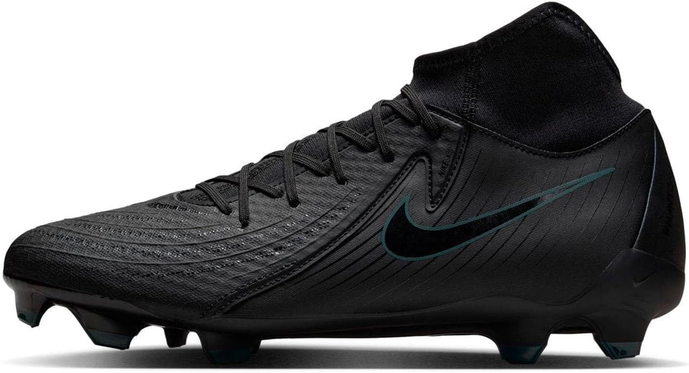 black nike cleats soccer