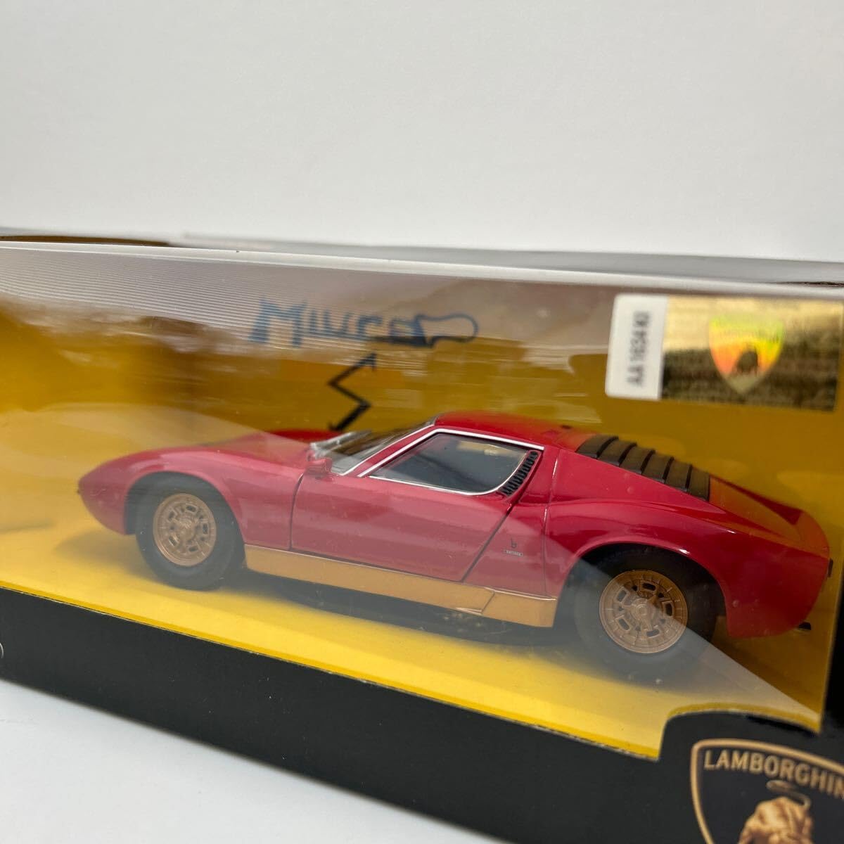 Amazon | MONDO MOTORS 1/24 Lamborghini Miura LP400 S モンド
